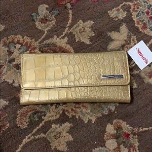 Kenneth Cole Reaction NWT Gold Wallet